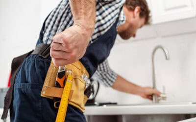 Do I Need a Plumber or Can I Fix It Myself? A Homeowner’s Guide to Common Plumbing Issues in Austin, TX